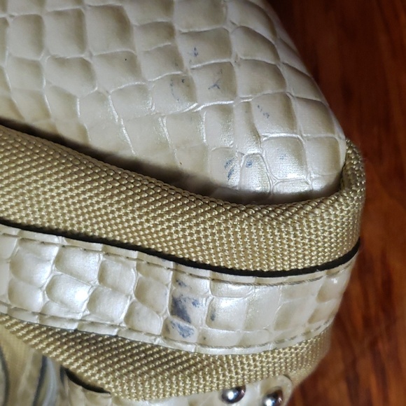 Kathy Van Zeeland Taupe Creamy Shoulder Bag Purse Crown Charm Satchel - Picture 17 of 17